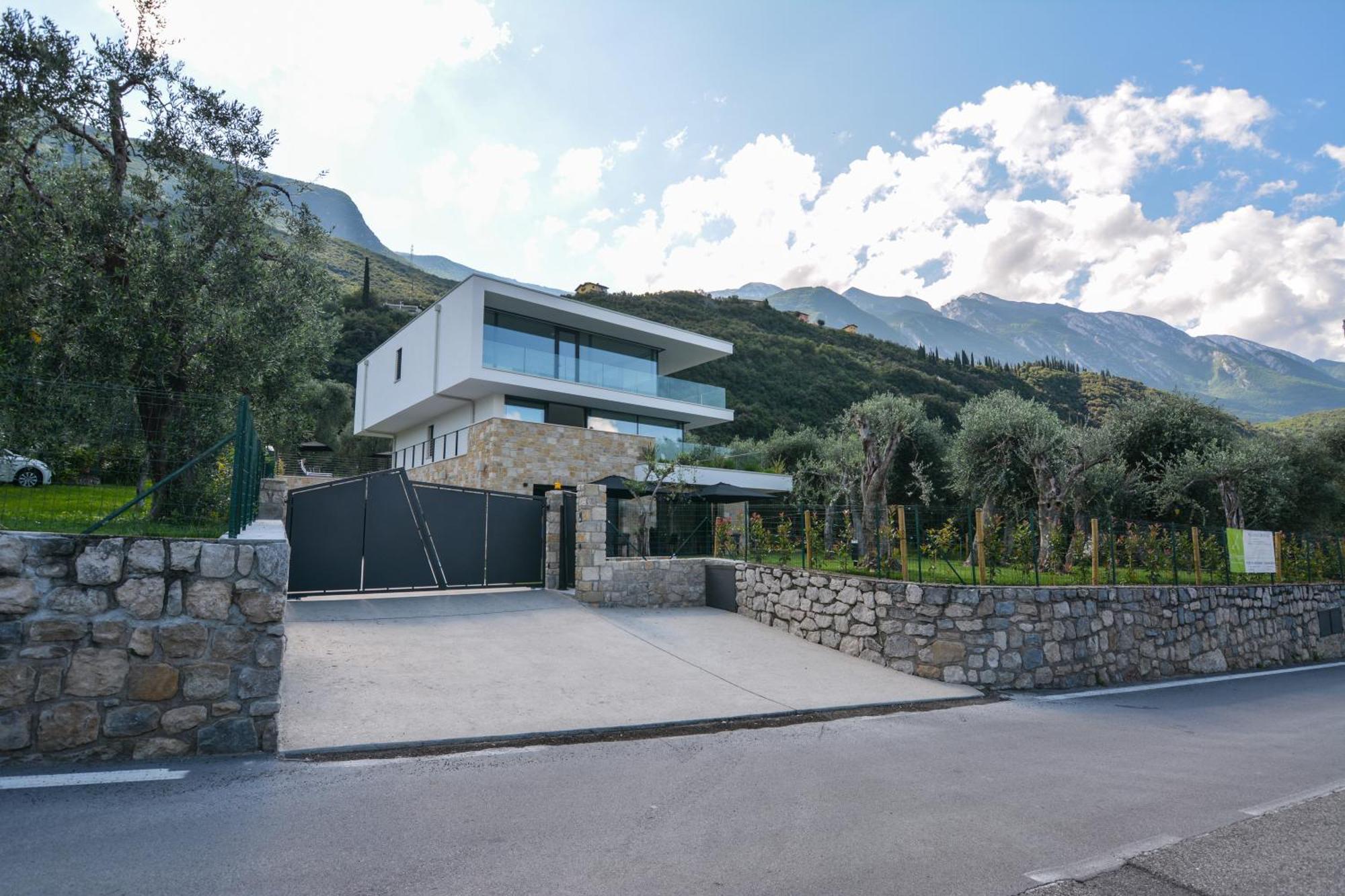 Olivo Luxury Apartments Malcesine Exterior foto
